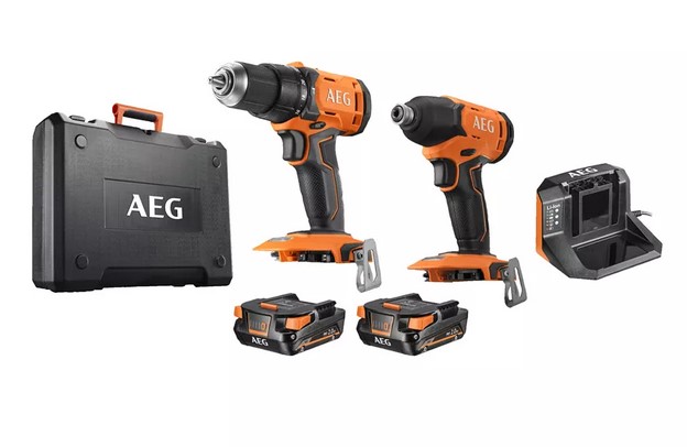 AEG "JP18I2202C" TRAPANO A PERCUSSIONE E AVVITATORE DA 18V CON 2 BATTERIE DA 2.0 Ah
